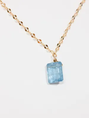 Aquamarine Fancy Cut Single Chain nh Necklace in Gold