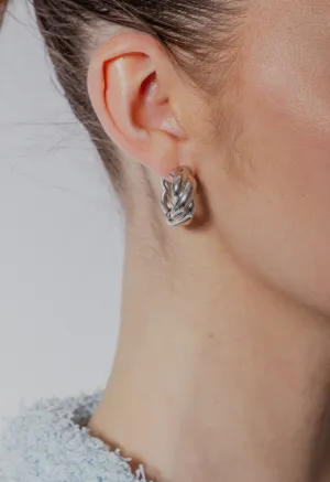 Braided hoop in silver