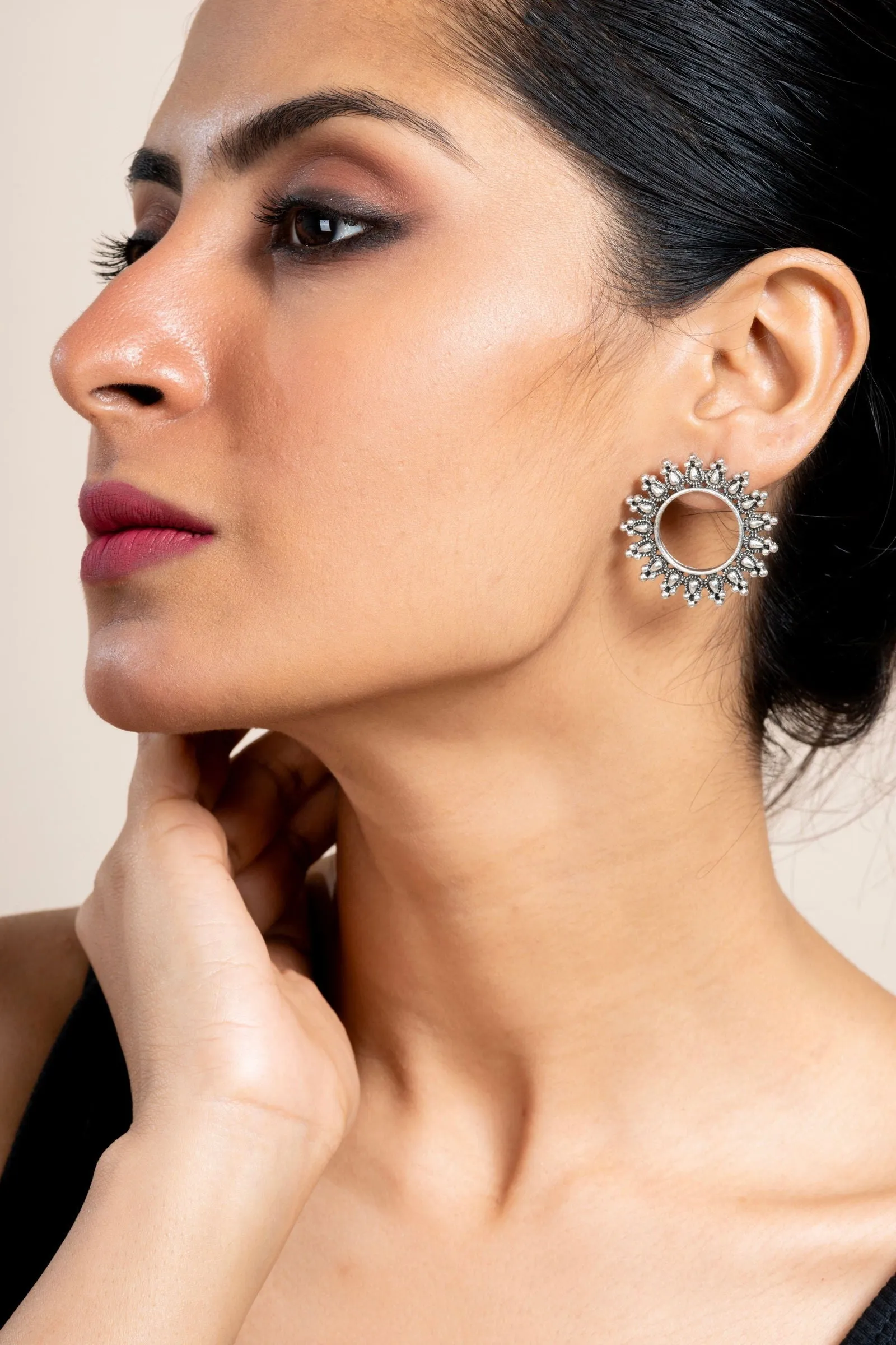 German Silver Hollow Floral Stud Earrings - Lightweight, Non-Allergic, Perfect for Any Occasion