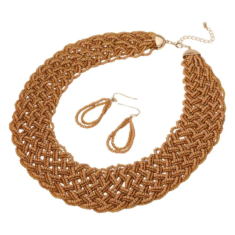 iLLASPARKZ Bold Seed Beaded Collar Necklace