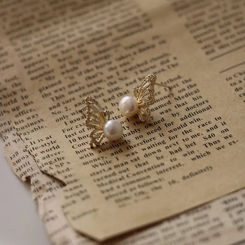 Sweet Butterfly Pearl Earrings
