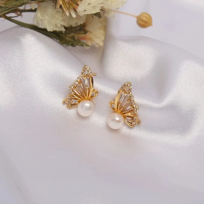 Sweet Butterfly Pearl Earrings